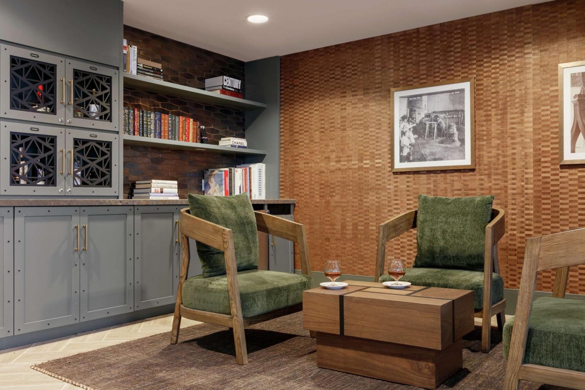 Hotel Embassy By Hilton Philadelphia Valley Forge